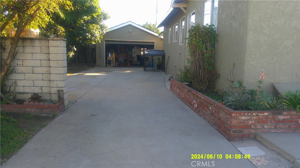 Properties 4 12110 165th Street