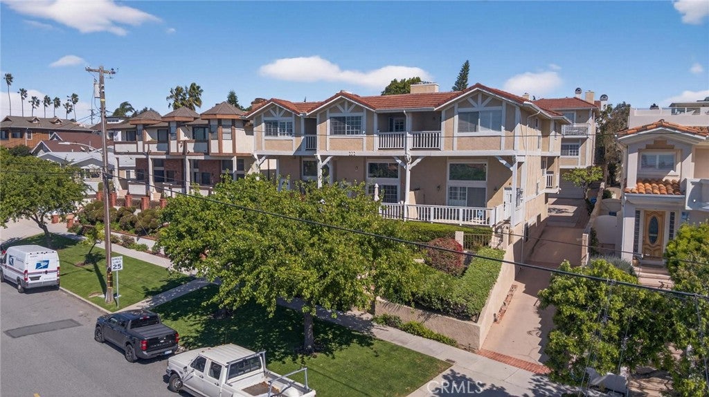 222 S Guadalupe Avenue 1