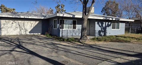 Photo of 7363 Sage Ave, Yucca Valley, CA 92284 (MLS # OC26057497)