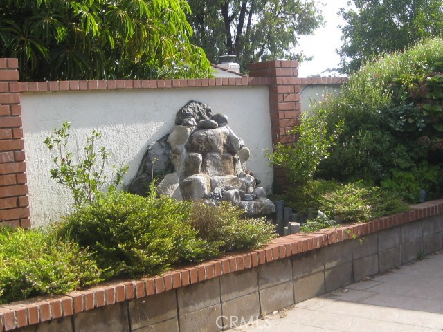 5062 Avenida Del Sol