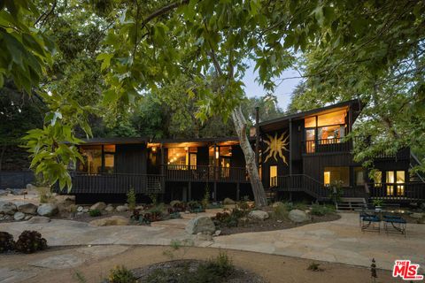 Photo of 930 Andante Road, Santa Barbara, CA 93105 (MLS # 26793373)