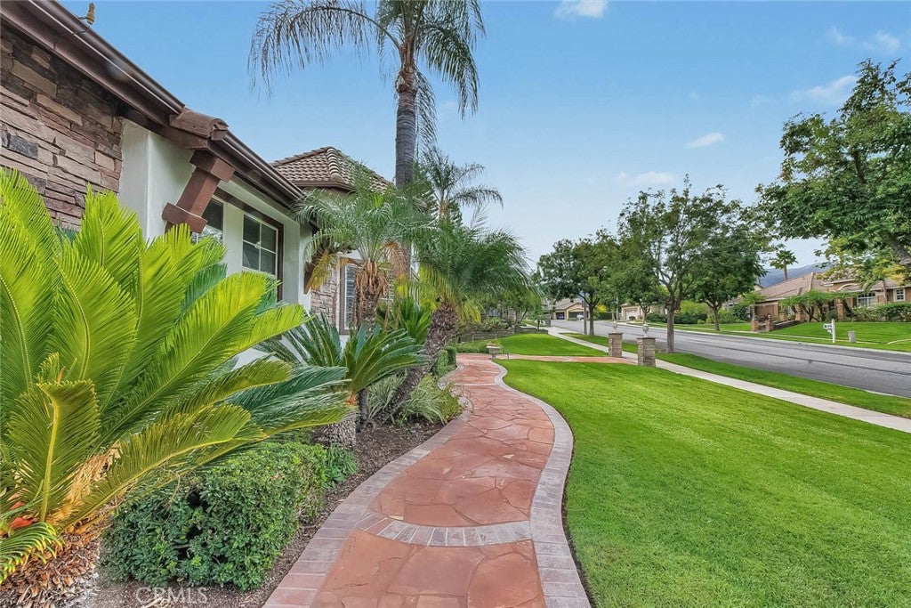 2885 Citrocado Ranch Street