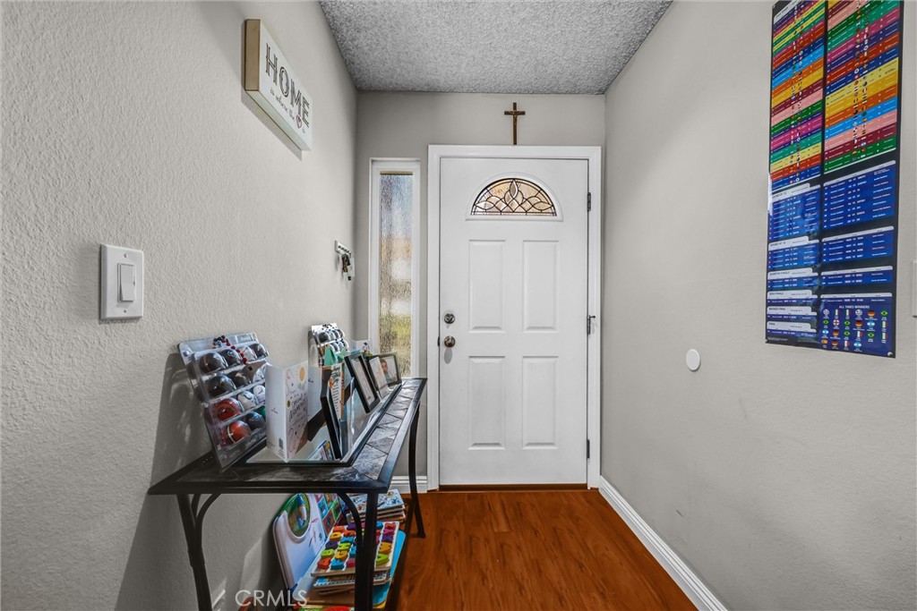 2035 E Blackwood