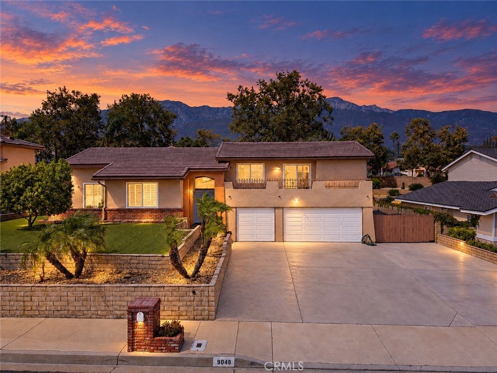Properties 1 9048 Regency Way