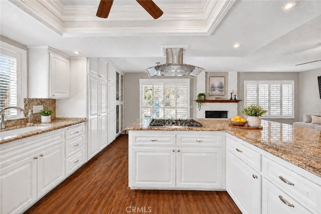 Properties 4 9048 Regency Way
