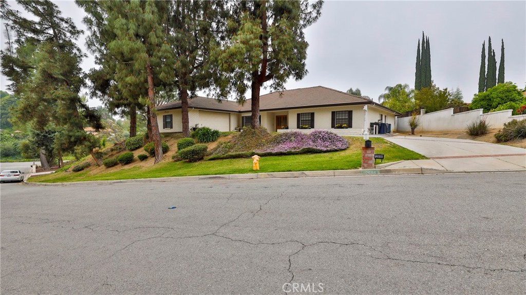 12698 La Solana Drive