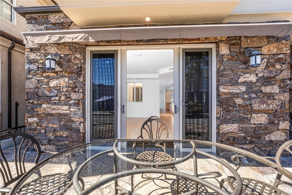 119 Opal, Newport Beach CA 92662 - Photo 6