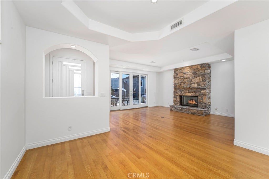 119 Opal, Newport Beach CA 92662 - Photo 8