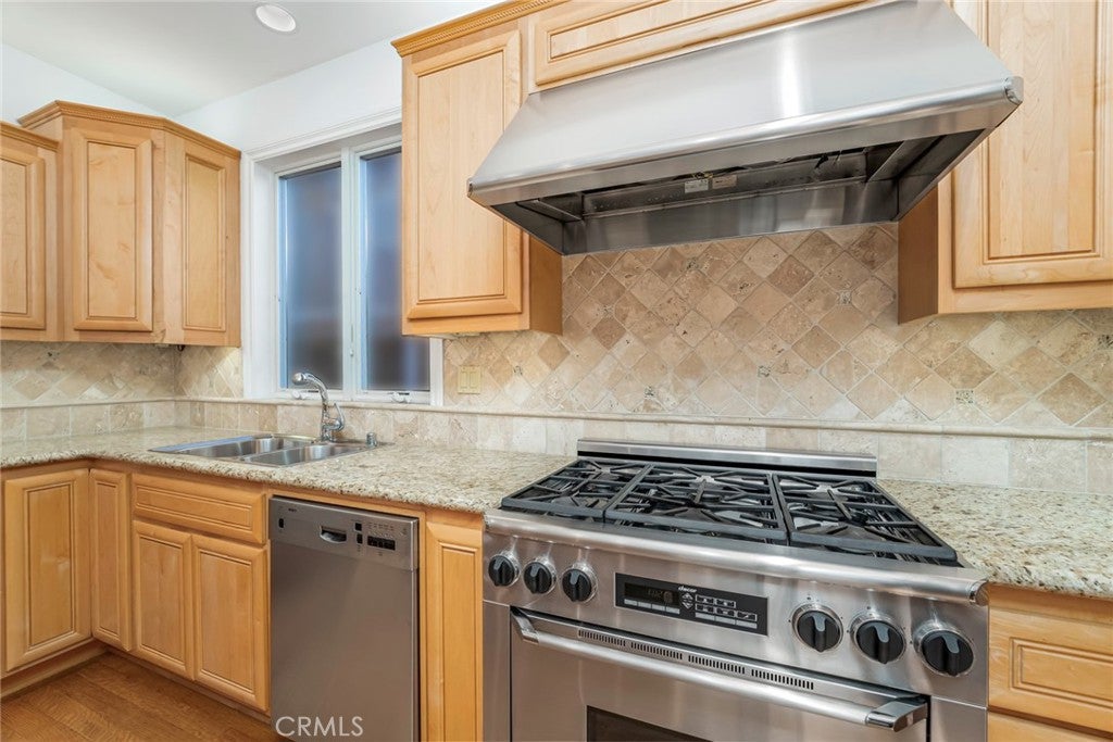 119 Opal, Newport Beach CA 92662 - Photo 14