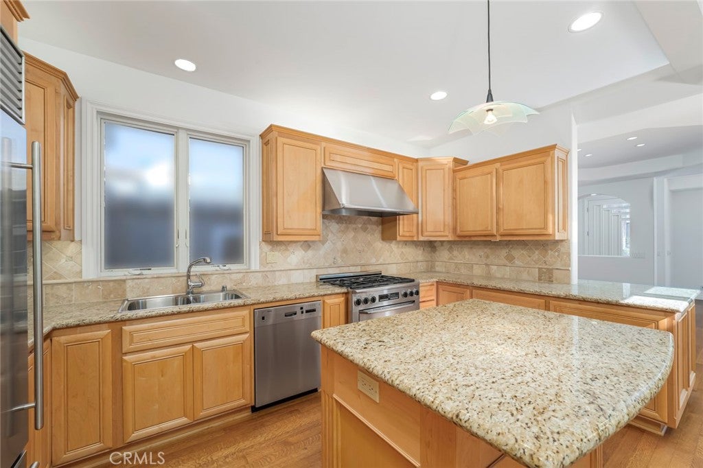 119 Opal, Newport Beach CA 92662 - Photo 13