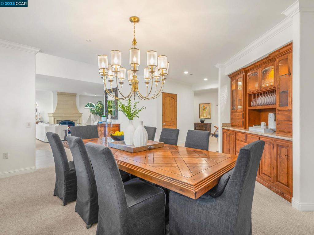 ALAMO OAKS - Residential