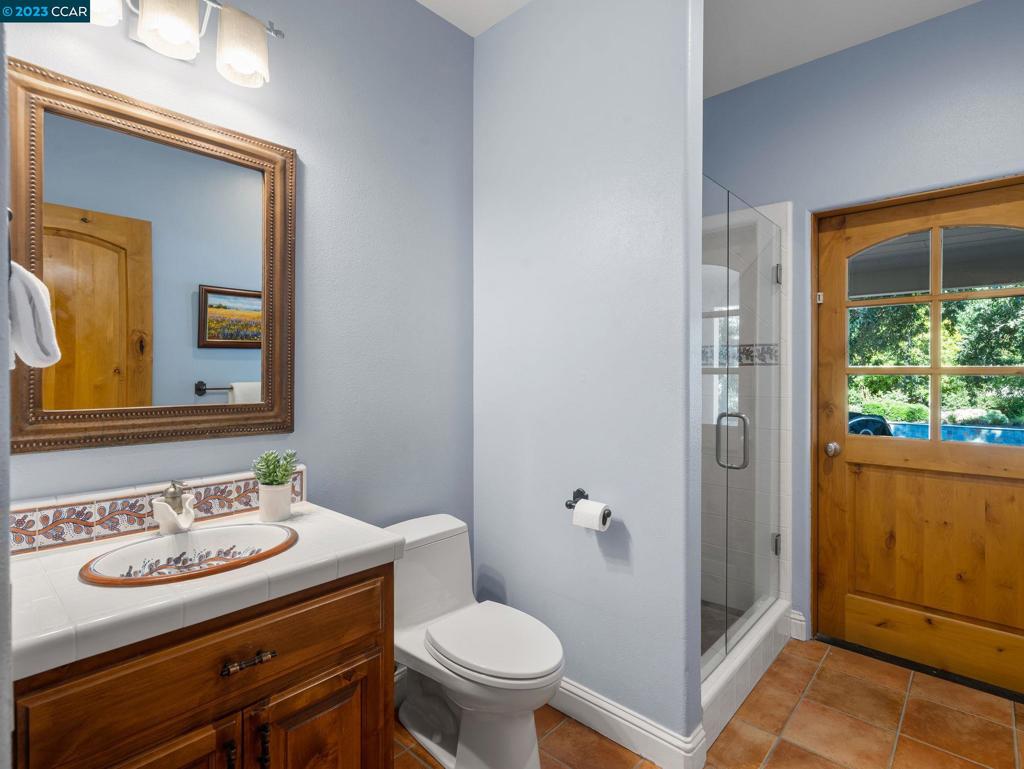 ALAMO OAKS - Residential