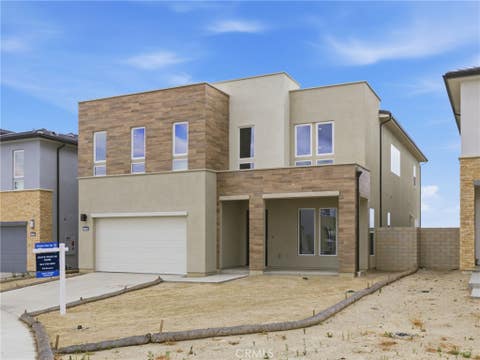 Photo of 27546 Juniper Lane, Valencia, CA 91381 (MLS # SR26062478)