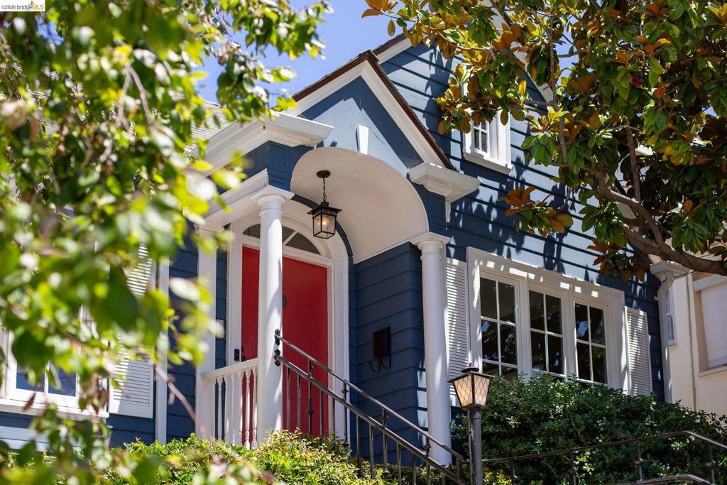 73 Oakmont Ave