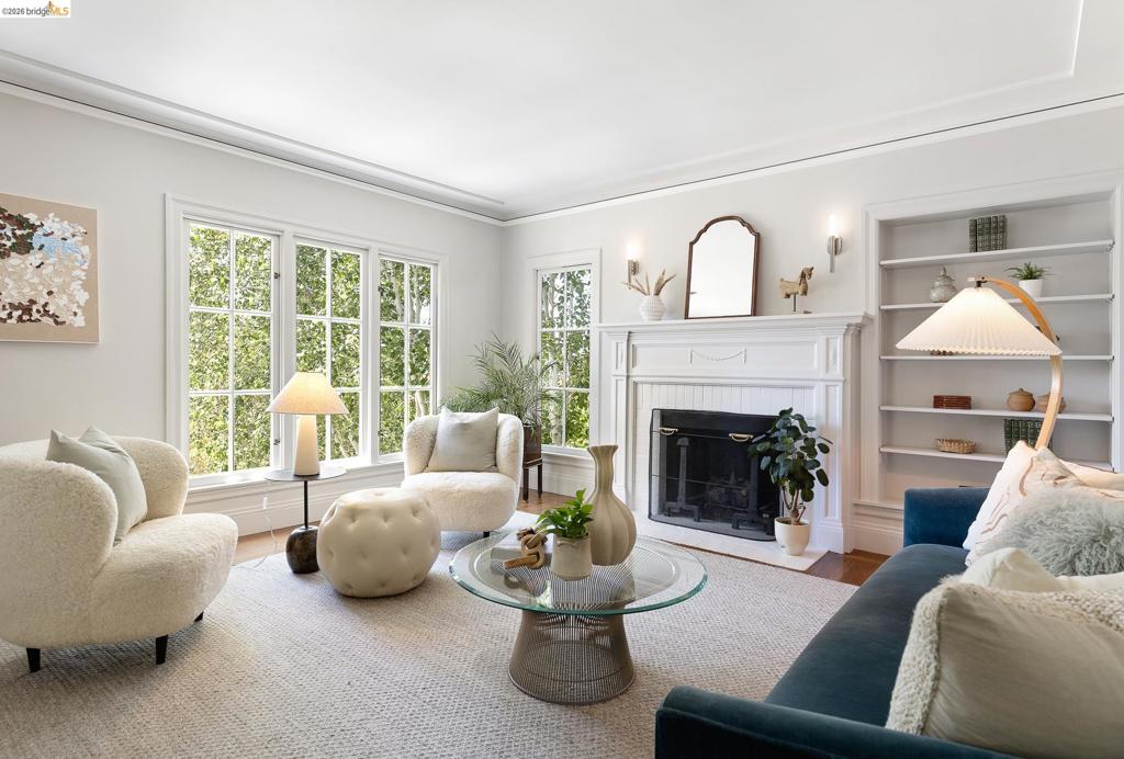 73 Oakmont Ave
