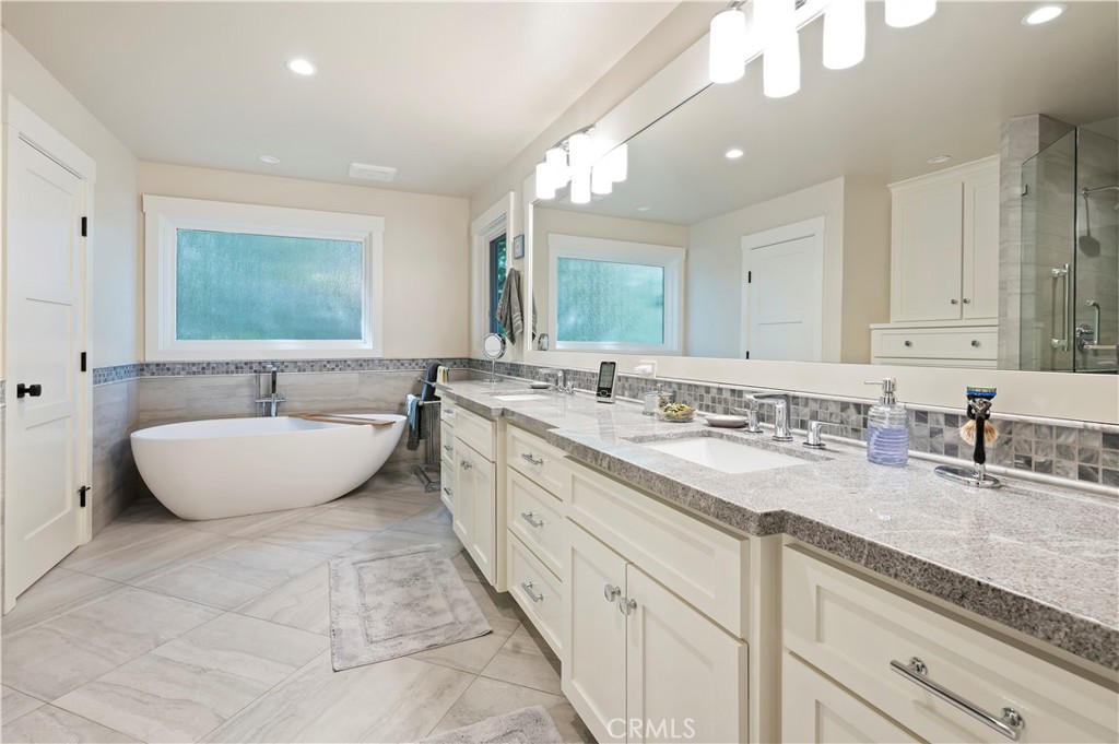 Arrowhead Woods (AWHW) - Residential