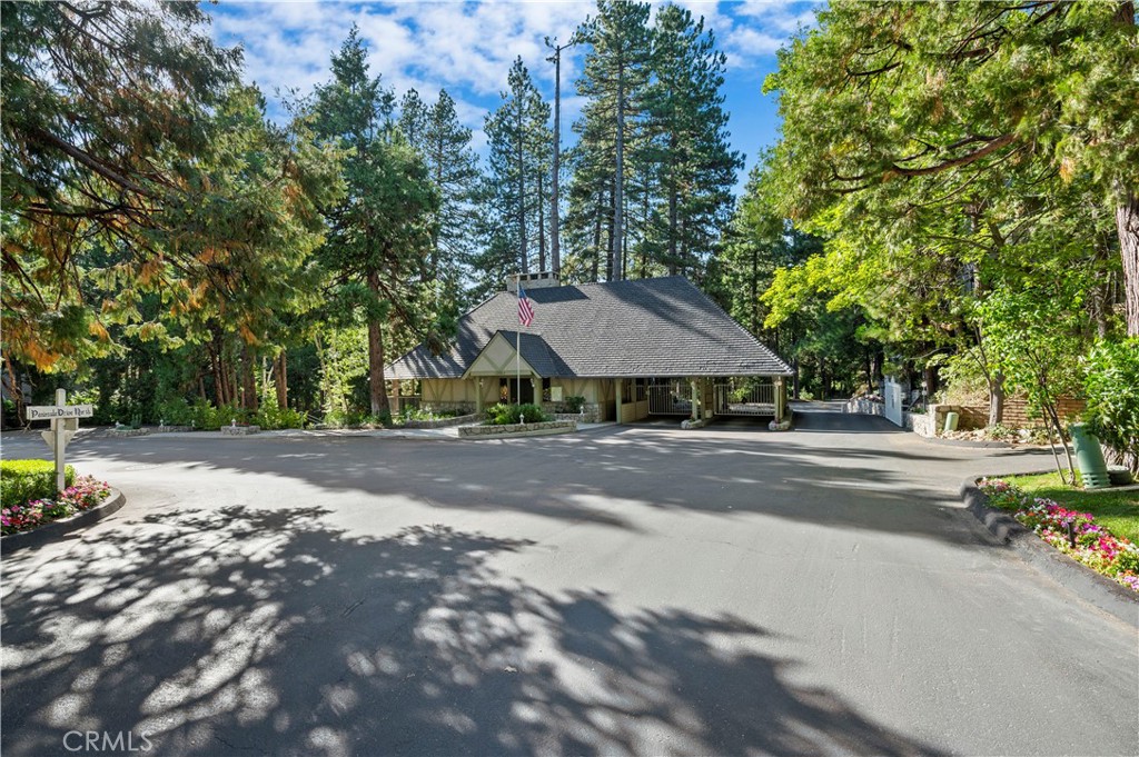 Arrowhead Woods (AWHW) - Residential