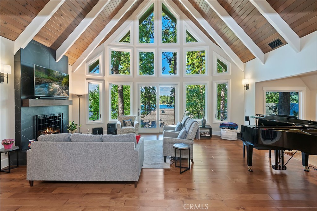 Arrowhead Woods (AWHW) - Residential