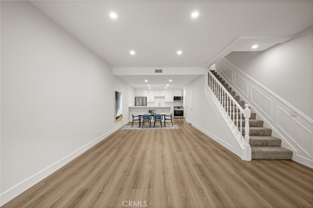 17200 NEWHOPE 31