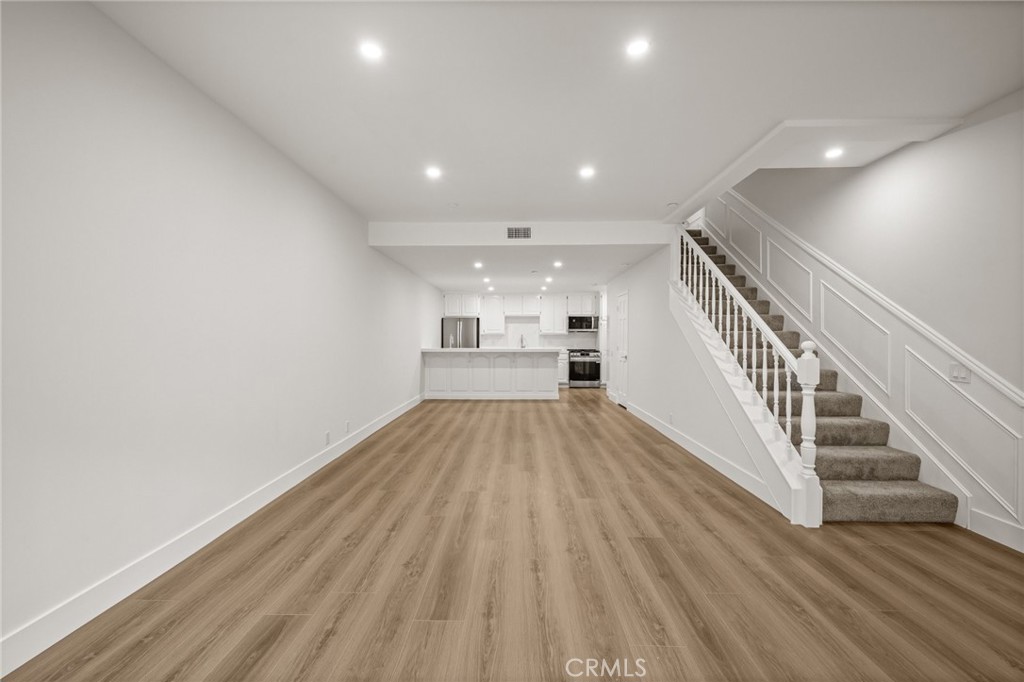 17200 NEWHOPE 31