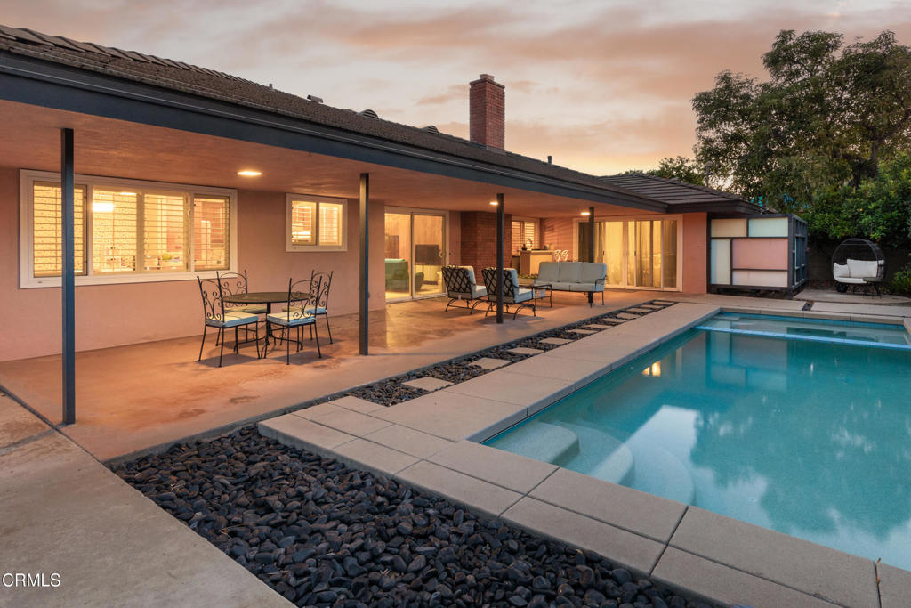 85 Gardenia Court