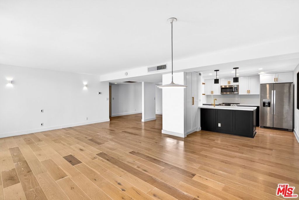 Photo of 10535 Wilshire Boulevard #411, Los Angeles, CA 90024 (MLS # 26672219)