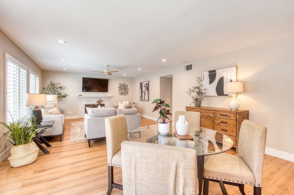 Photo of 12 Via Hacienda, Rancho Santa Margarita, CA 92688 (MLS # OC26012885)