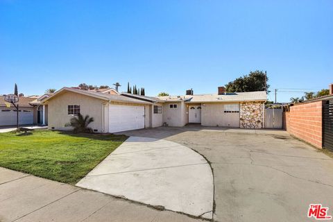 Photo of 7039 Wortser Avenue, North Hollywood, CA 91605 (MLS # 25626795)