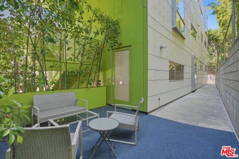 Photo of 825 N Kings Road #1, West Hollywood, CA 90069 (MLS # 26832195)
