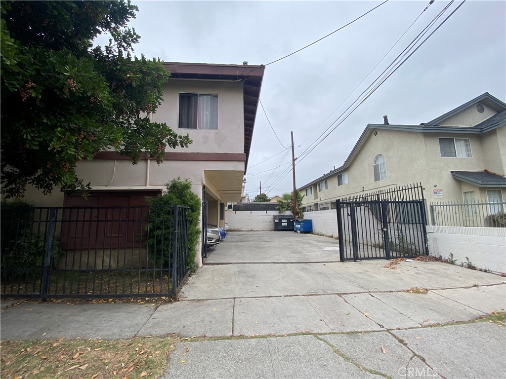 1667 W 208th Street