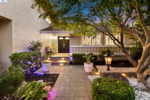 Photo of 111 Silver Cloud Place PL, Danville, CA 94526 (MLS # 41146097)