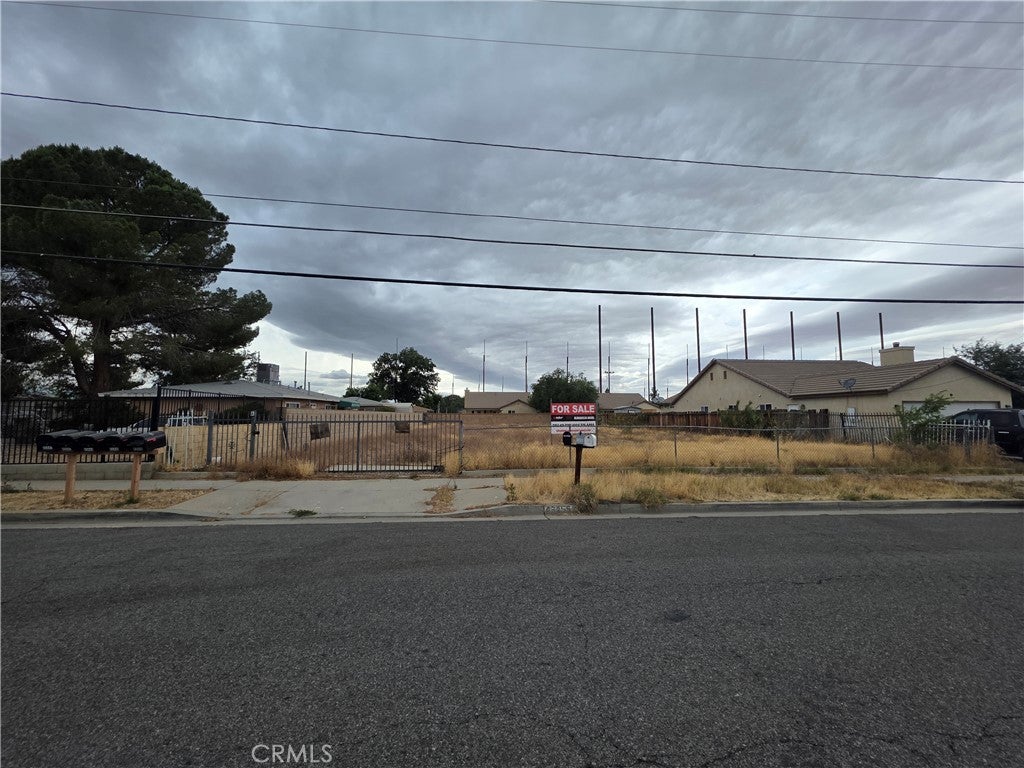 31260070 Avenue K-2
