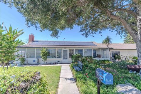 Photo of 4047 Bluff Street, Norco, CA 92860 (MLS # CV25151588) Photo of 4047 Bluff Street, Norco, CA 92860 (MLS # CV25151588)