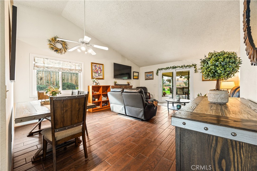 23143 Canyon Estates