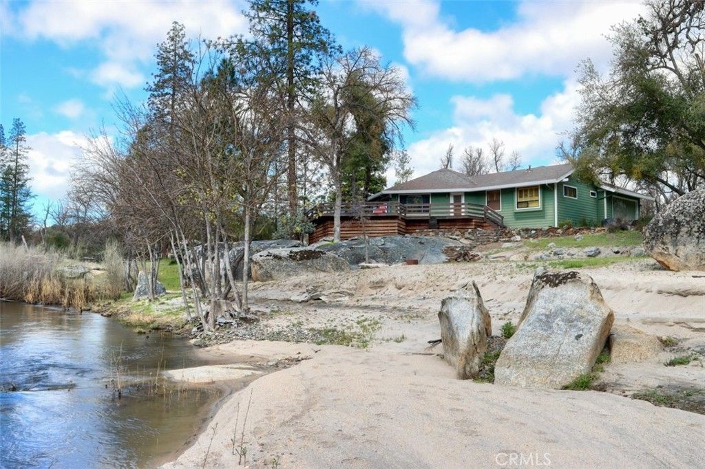 Photo of 40957 Shandee Lane, Ahwahnee, CA 93601 (MLS # FR26069407)