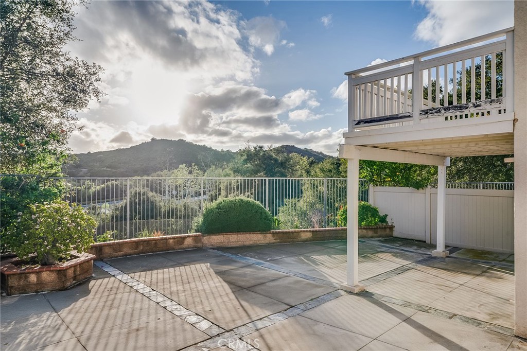 28 Homestead Dr