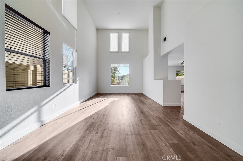28 Homestead Dr