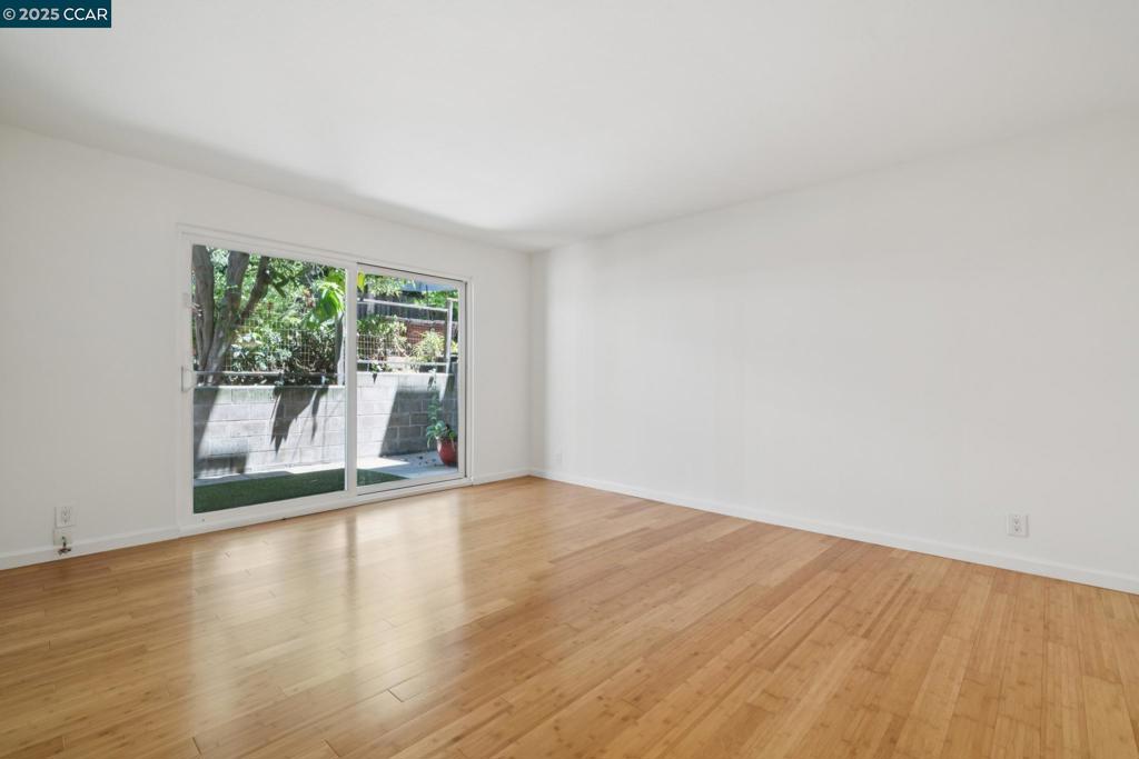 ADAMS POINT - Residential
