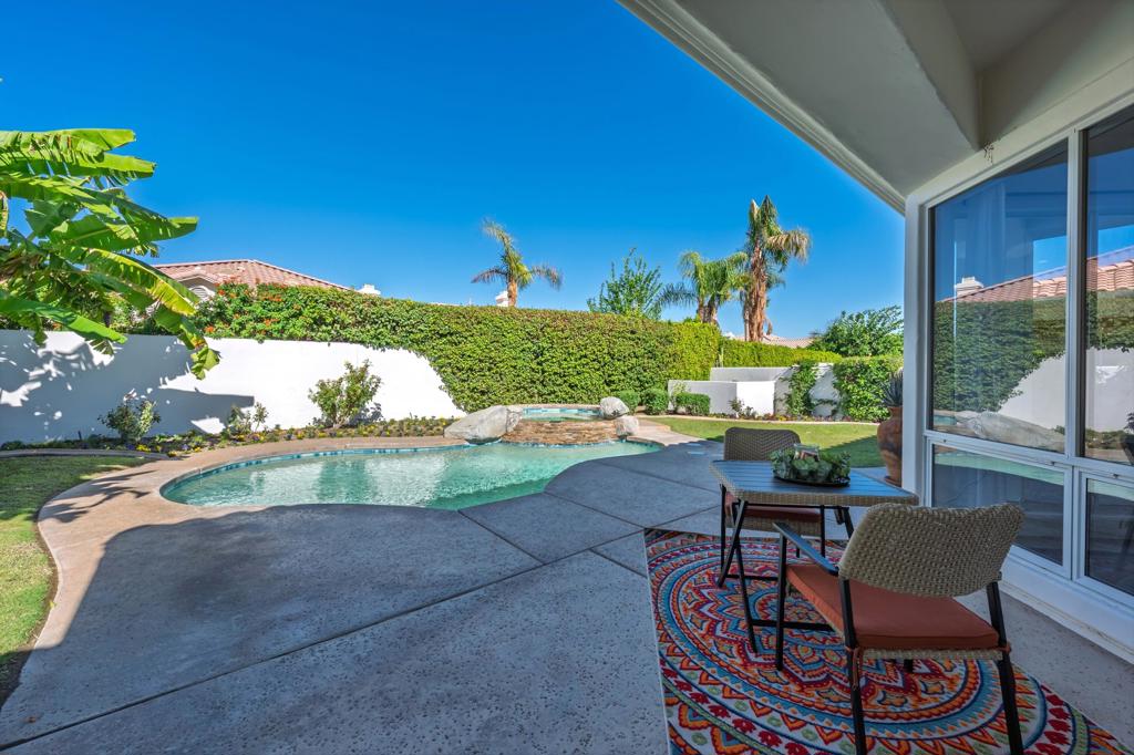 La Quinta Fairways - Residential