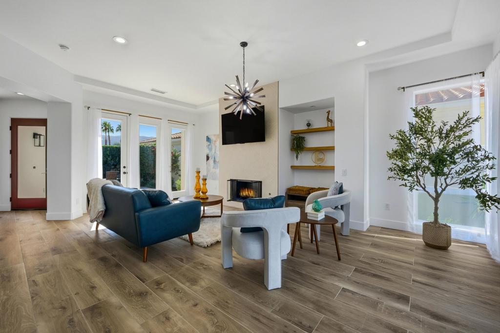 La Quinta Fairways - Residential