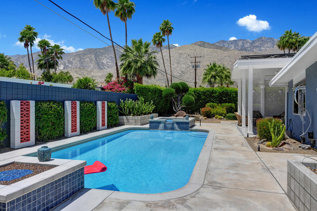 Twin Palms - Residential