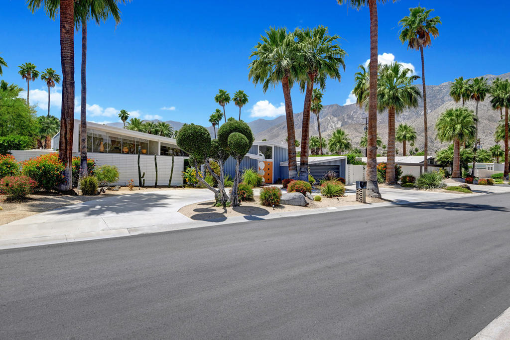 Twin Palms - Residential