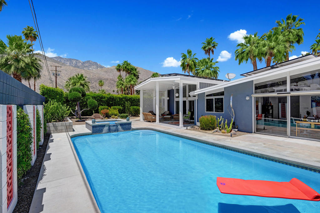 Twin Palms - Residential