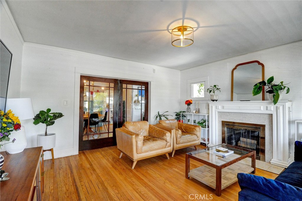 551 E Columbia