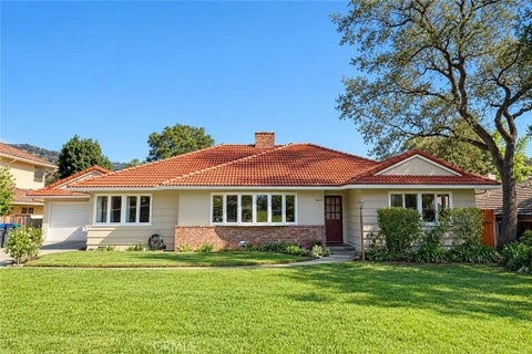 Photo of 1934 Highland Oaks DR, Arcadia, CA 91006 (MLS # AR26230884)