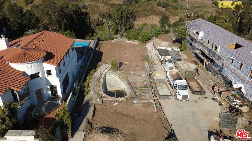 1028 Chautauqua Boulevard