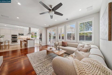 Tiny photo for 884 Bandol Way WAY, San Ramon, CA 94582 (MLS # 41150994)