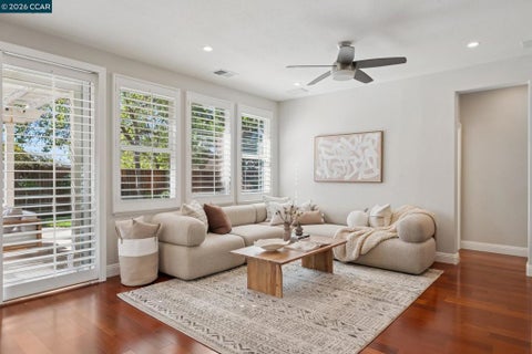 Tiny photo for 884 Bandol Way WAY, San Ramon, CA 94582 (MLS # 41150994)