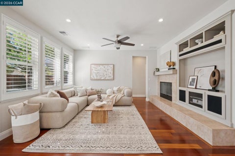 Tiny photo for 884 Bandol Way WAY, San Ramon, CA 94582 (MLS # 41150994)