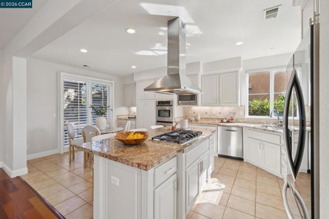 Tiny photo for 884 Bandol Way WAY, San Ramon, CA 94582 (MLS # 41150994)